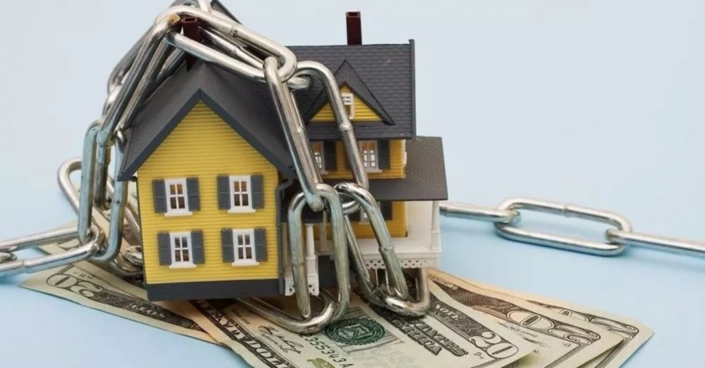 Как продать квартиру при наличии долгов по коммуналке